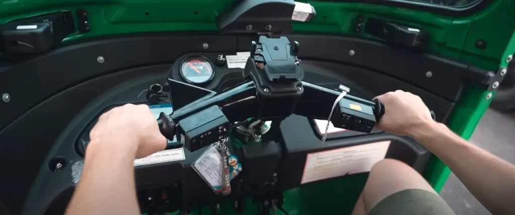 Tutktuk Steering